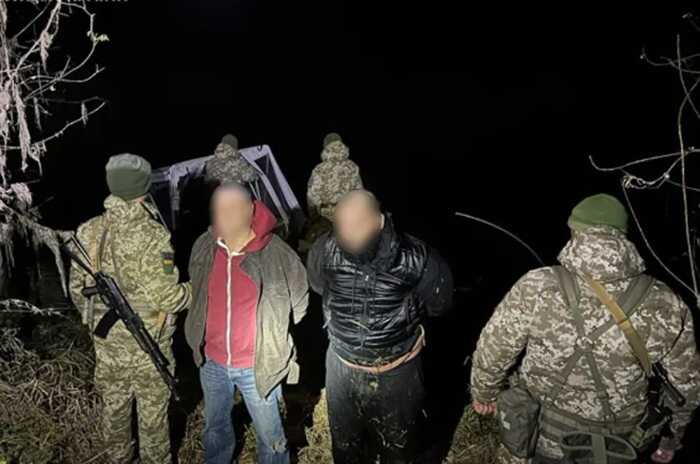 На Вінниччині прикордонники затримали двох втікачів