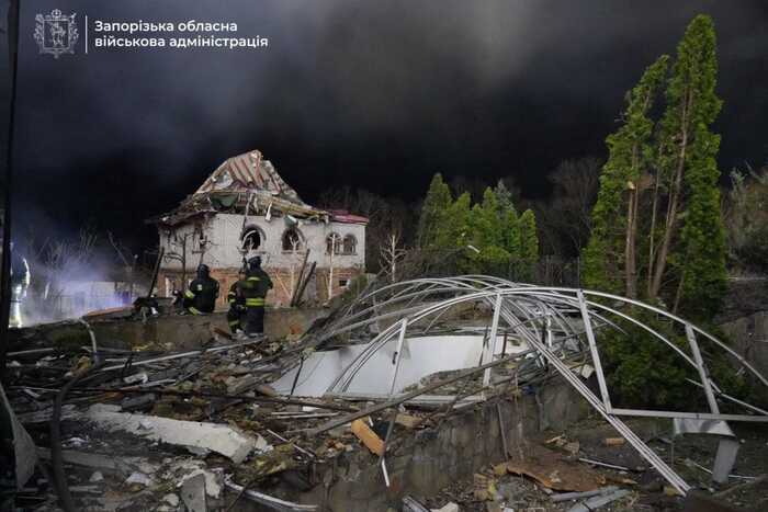 Росіяни обстріляли Запоріжжя, пошкоджено житлові будинки, серед поранених – дитина