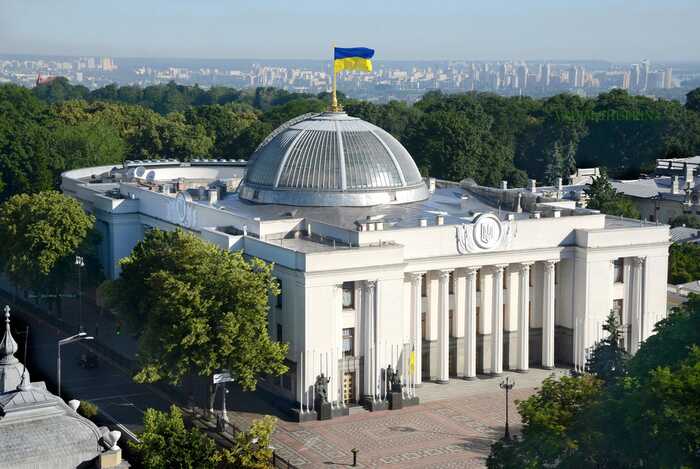 Рада підтримала спрощення візових вимог для волонтерів