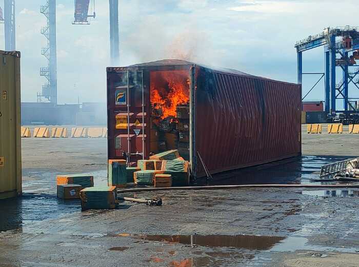 Ракетний удар росіян по Одесі: 1 загиблий, 8 поранених, з них 4 - у важкому стані