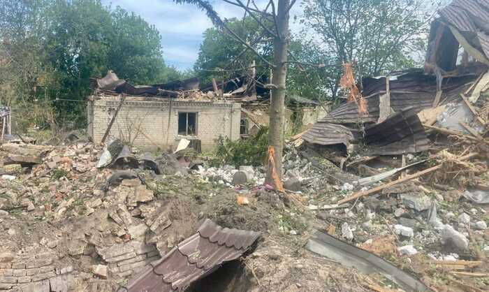 Армія РФ скинула ФАБ-500 на Куп’янськ, пошкоджені понад 50 будинків